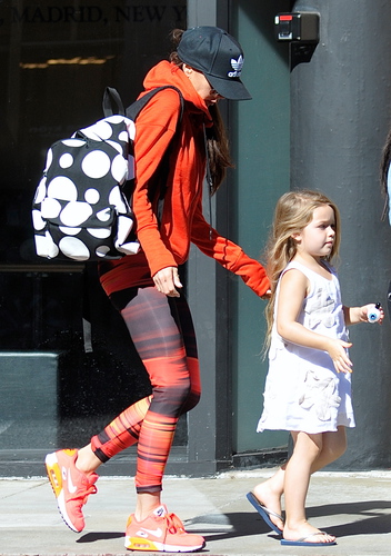 EXCLUSIVE: Victoria Beckham and Harper are seen leaving nail salon in Beverly Hills, CA