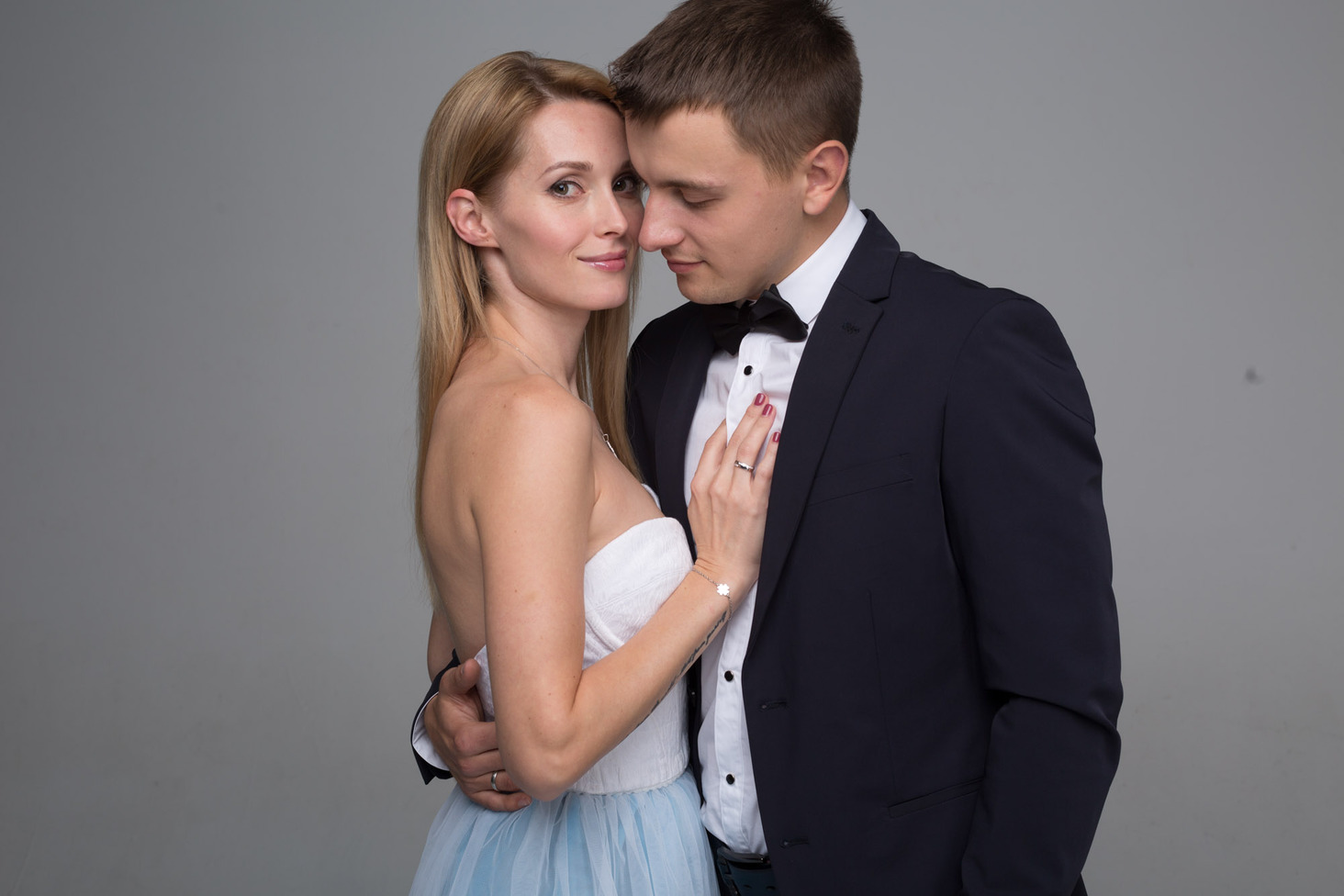 Aida Nikolaychuk Married Husband Son Net Worth Bio.