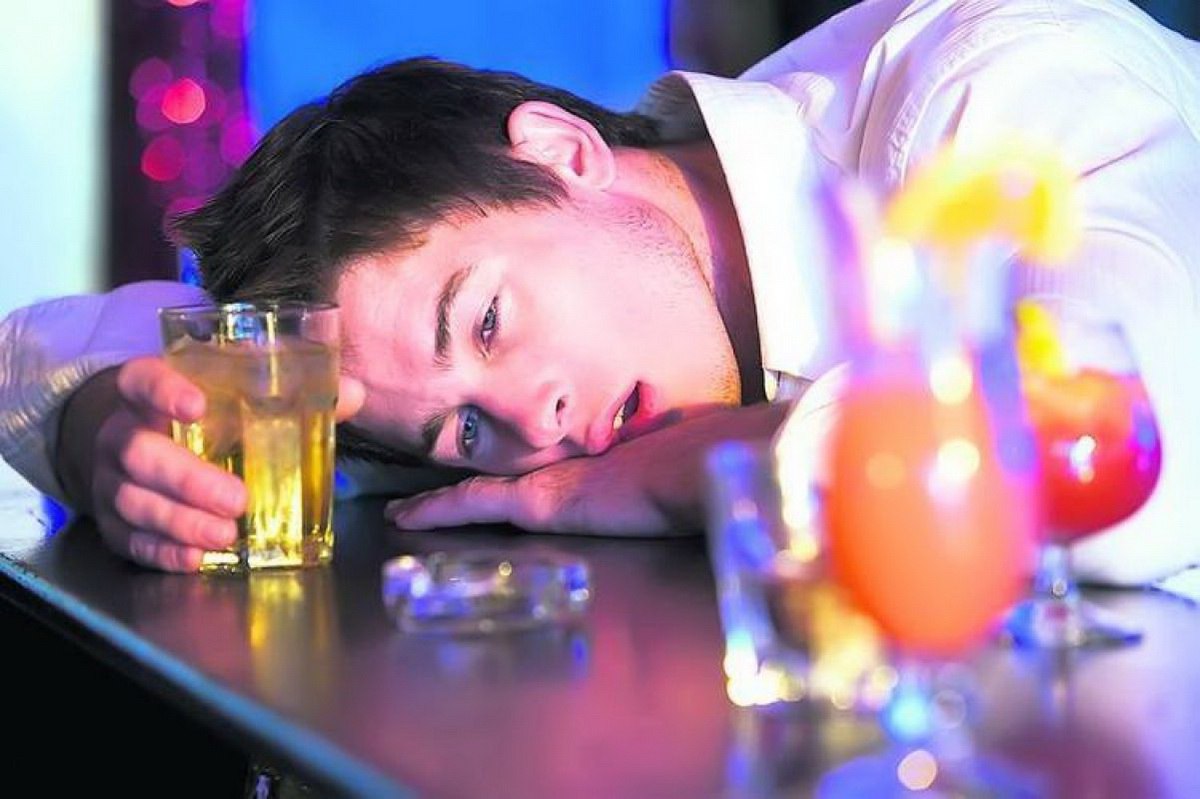 Alcoolismul - Ce semnifica abuzul de alcool?