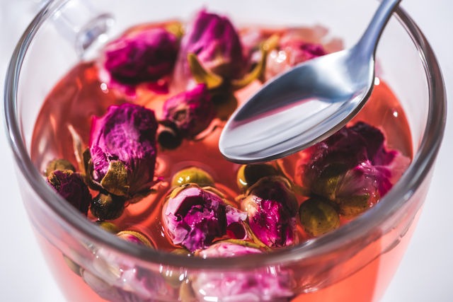 Ceaiul de trandafiri: 5 efecte utile pentru slăbire - mongolianbbq.hu