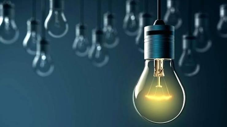 Energie la limită: Autoritățile cer populației să reducă consumul de electricitate