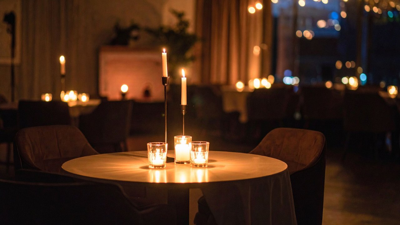 O întâlnire secretă, expusă pe TikTok. Un bărbat din Sicilia dă în judecată un restaurant după ce infidelitatea i-a fost făcută publică